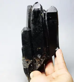 Fizinis Retas, Gražus Juodas KVARCO Kristalų Sankaupos Mineralinių Pavyzdys