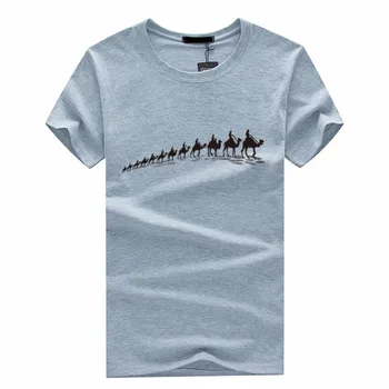 Iki 2017 m. vasaros vyriški trumpomis rankovėmis t-shirt naujų žmonių, kupranugarių gyvūnų spausdinti vyriški medvilniniai marškinėliai su trumpomis rankovėmis