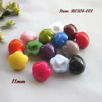 Siuvimo reikmenys 144pcs 11mm mišrios spalvos / 1 spalva slyvų Saldainiai dervos mygtukai vaikams cardigan megztinis gėlių didmeninė mygtukai