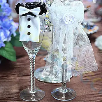 Vestuves Nuotaka jaunikis suknelė šampano sulčių puodelio raudonojo vyno taurė kortelės taurės padengti taurės žiedas Kalėdų stalo dekoravimas pakabukas